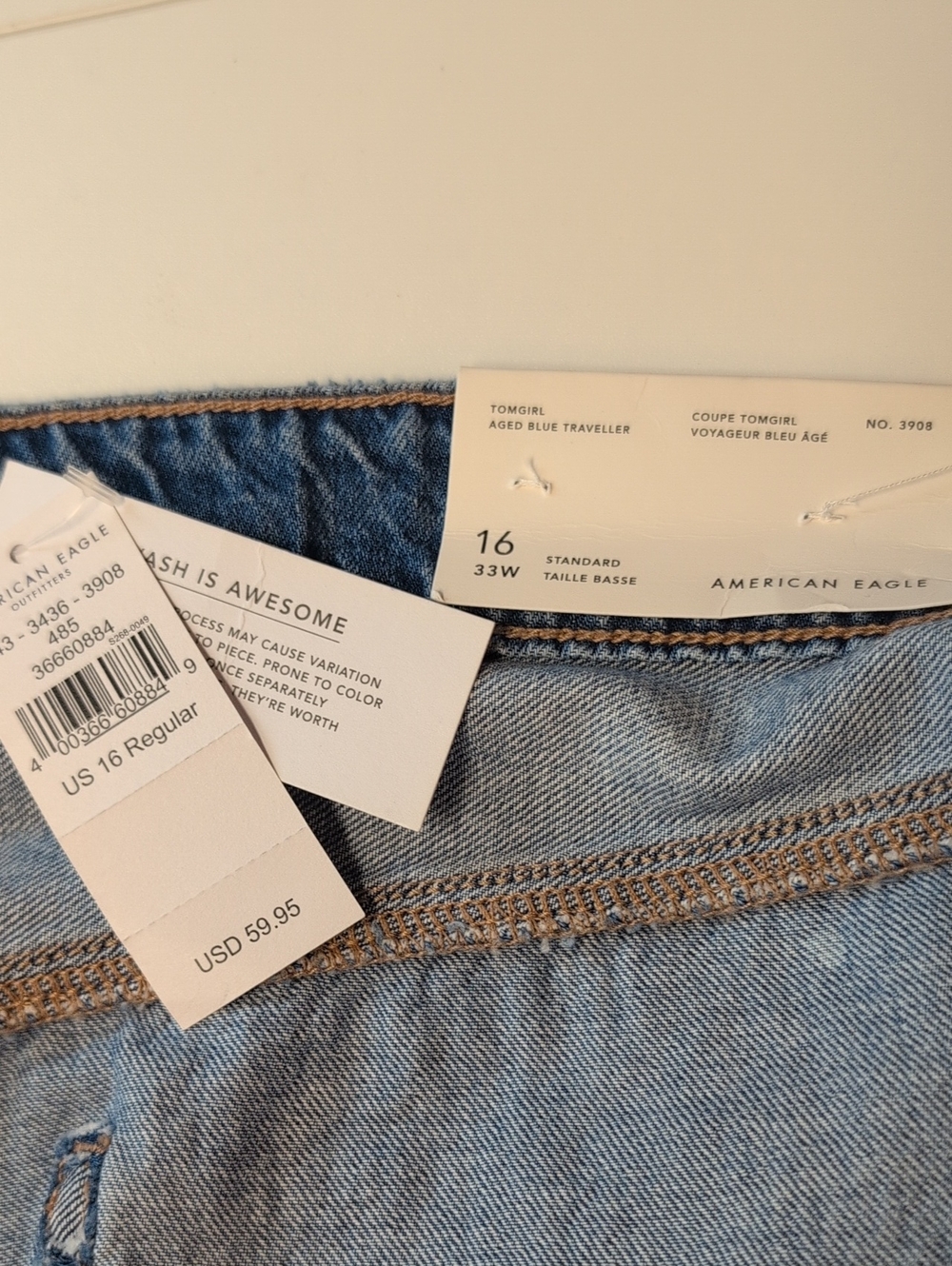 American Eagle The Tomgirl Distressed Ripped Button Fly Jeans size 16 NWT - Picture 6 of 8